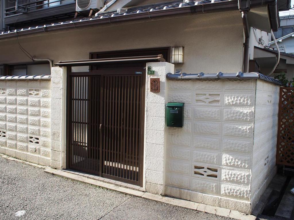 Guesthouse Ten-Roku - Female Only Ōsaka Eksteriør bilde