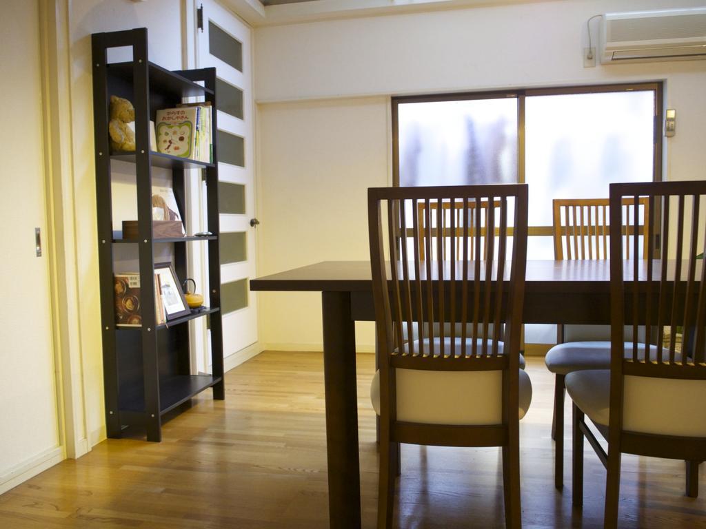 Guesthouse Ten-Roku - Female Only Ōsaka Eksteriør bilde